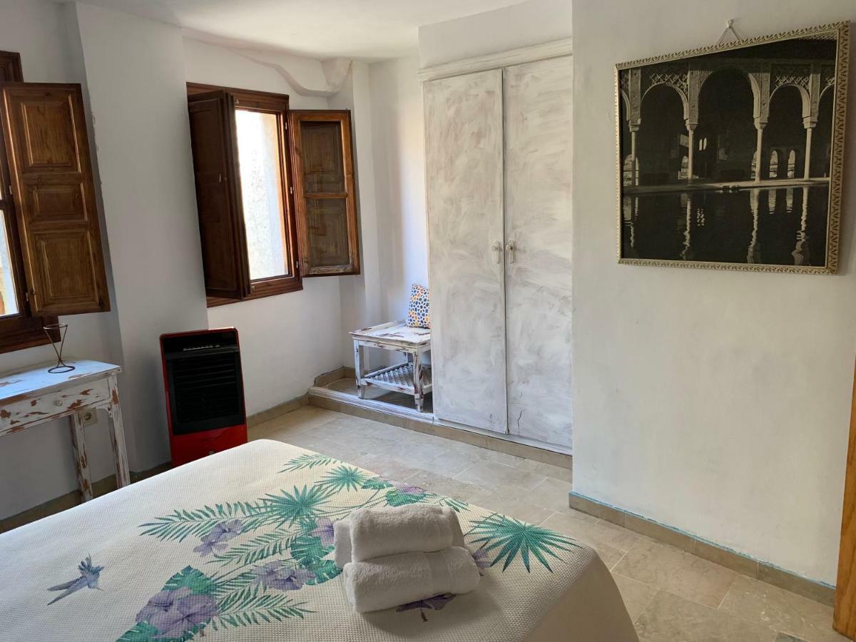 Charming Apartments De Gomerez Гранада Екстер'єр фото