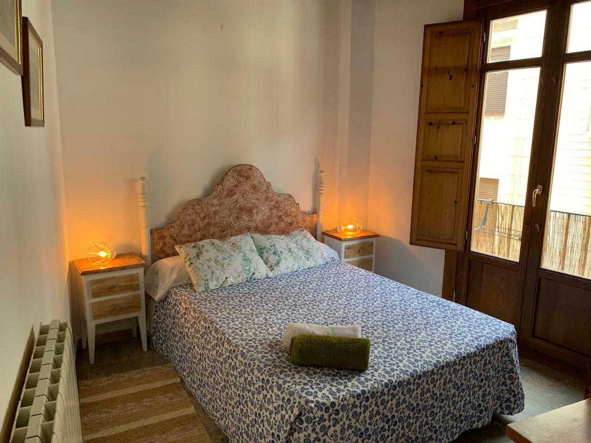 Charming Apartments De Gomerez Гранада Екстер'єр фото