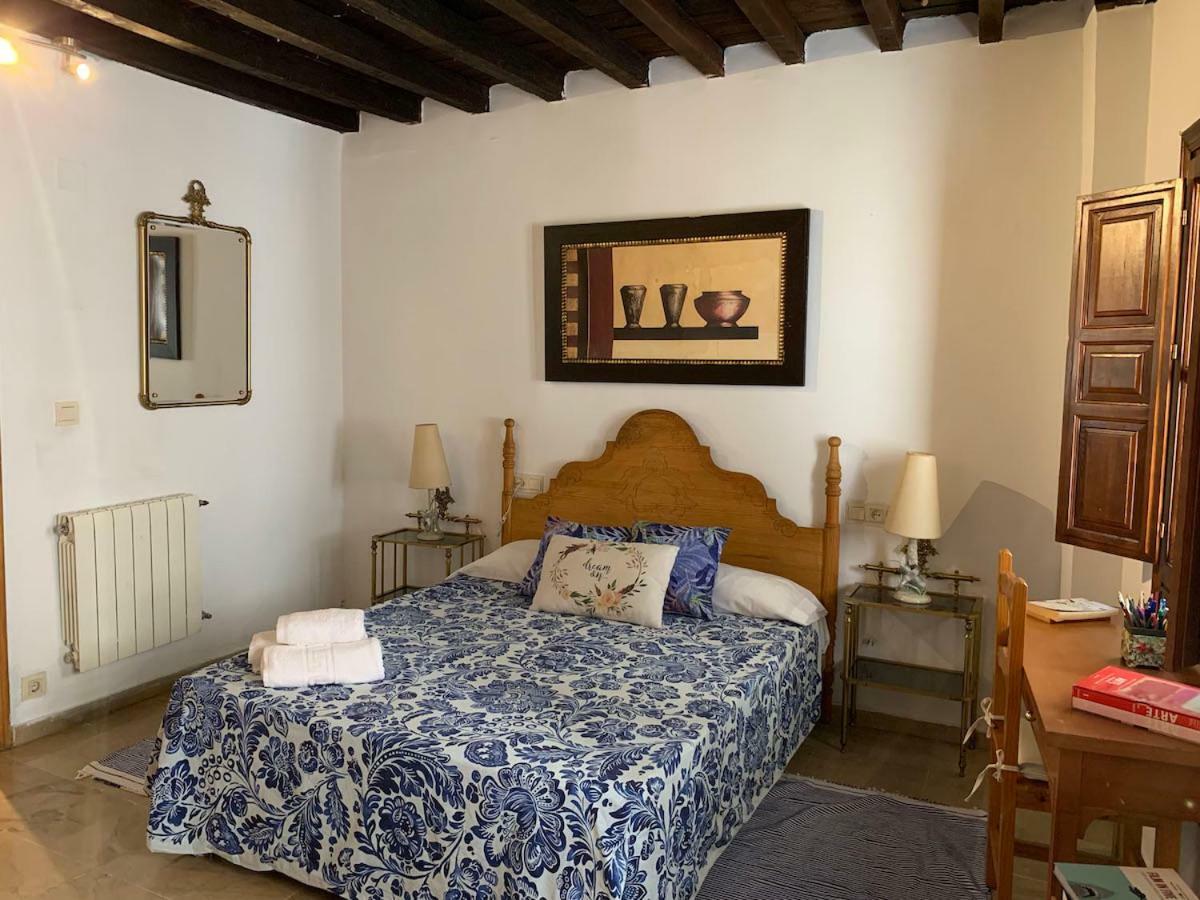 Charming Apartments De Gomerez Гранада Екстер'єр фото
