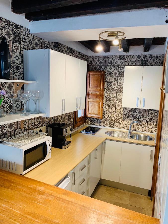 Charming Apartments De Gomerez Гранада Екстер'єр фото